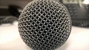 microphone-g88a98c30c_1920
