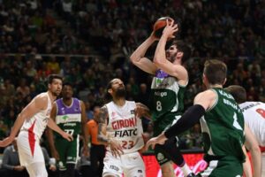 Brizuela fue el máximo anotador del encuentro con 22 puntos. PEPE GÓMEZ. MÁLAGA HOY.