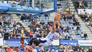 67979415-9985-40BE-B485-3C830E4250BC