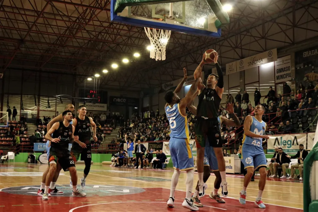 J12-ESTUDIANTES