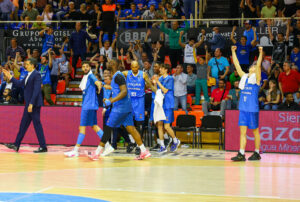 Celebración de la victoria fuenlabreña