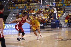 RS479859_J9-GCA-BAX-Firmar-acb-Photo-M-Henriquez