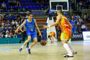 RS499809_J33 FUE-VBC Firmar acb Photo - A Pacheco-01