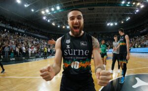 alonsosurne-RwVb3sn40uDviK8b0MNVfoJ-1248x770@Diario Sur