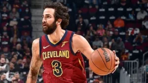 el-base-espanol-de-cleveland-cavaliers-ricky-rubio_0d72