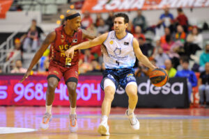 RS482908_J12-UCM-GCA-Firmar-acb-Photo-J-Bernal