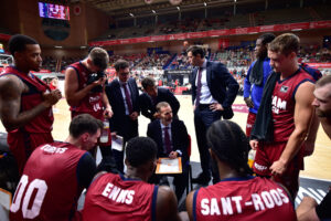 RS512110_J03-UCM-LNT-Firmar-acb-Photo-J-Bernal