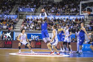 1702202050695Longevida San Pablo BurgosHLA Alicante (2)