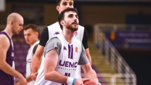 A9848211-8DAF-40AF-80BB-CAFD00BC7F57