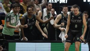 b4c19d91-ccb4-4122-b0ec-953e1b3e907b_16-9-discover-aspect-ratio_default_0