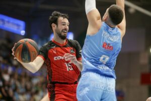 Breogan-Coviran-Granada-imagenes_1761135591_175607329_1024x683