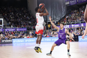 Zunder Palencia-Baxi Manresa 2