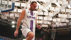 32E071B5-01BD-431C-8F0D-8A283002C240