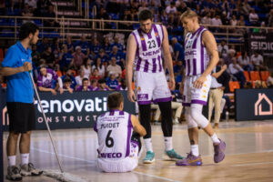 EB9496A5-B02D-46EF-936A-18AE8EBDBDA0