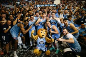 RS558729_J33 BRE-MBA Firmar acb Photo - C Castro