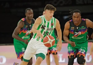 joaquin-betis-caceres-RnmDPZ8RGxUJ2mv6meB9JtL-1200x840@diario_abc