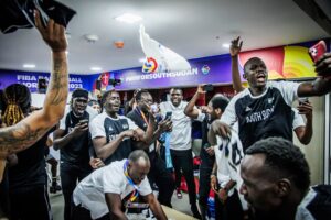 La selección de Sudán del Sur celebra su pase a los Juegos Olímpicos. FIBA