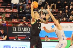 Grupo Alega Cantabria se lleva el partido contra CB Zamora
