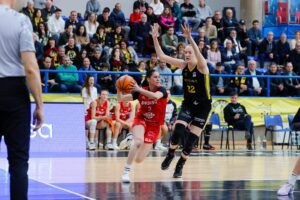 3C6E364D-F010-4A68-8594-0D802D1CA5CD