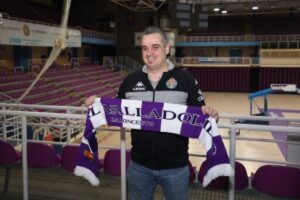 68940119-4FB6-4633-BAE2-F104E329C0B1