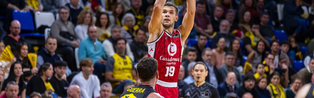 Sulejmanovic el jugador más destacado con 23 puntos en el enfrentamiento contra La Laguna Tenerife