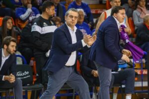 D42B2119-21B2-4A77-A817-D7C3188ACF8A