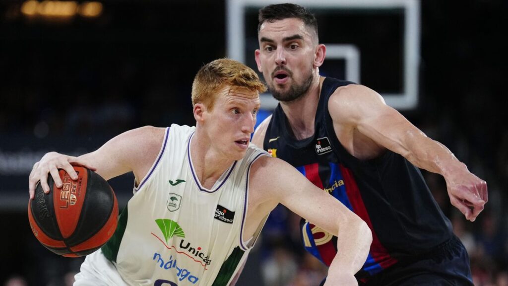 Uncaja vs Barcelona