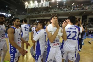 a40031eb-51d9-4934-81a3-8a5e17be0b11_source-aspect-ratio_default_0