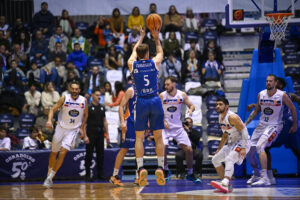 DERECHOS DE AUTOR:ADRIAN BAULDE