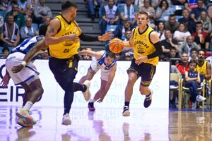 4658b548-f3ad-41a8-85f9-0f34119b0c13.large