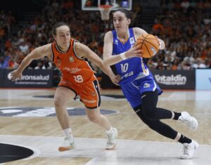 Twitter Perfumerías Avenida (MÁ Polo)