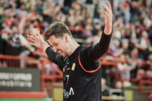 thumbnail_54463471748_f9b7458d3d_k(1)