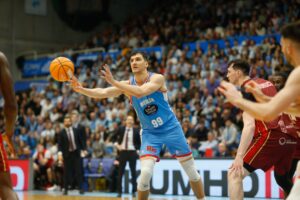 RS795298_J24 BRE-UCM Firmar acb Photo - Carlos Castro_hpr