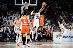 RS818376_J43 RMB-VBC Firmar acb Photo - David Grau