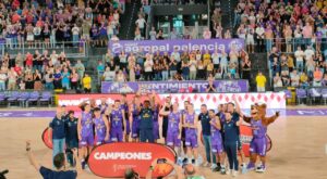 photo_5924871440706946681_y