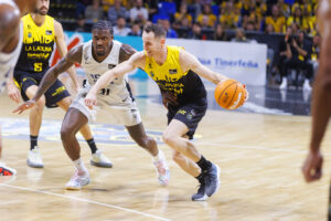 RS753976_J12 LLT-UCM Firmar acb Photo - Emilio Cobos_hpr