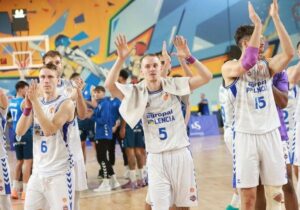 photo_5800749561620925869_x