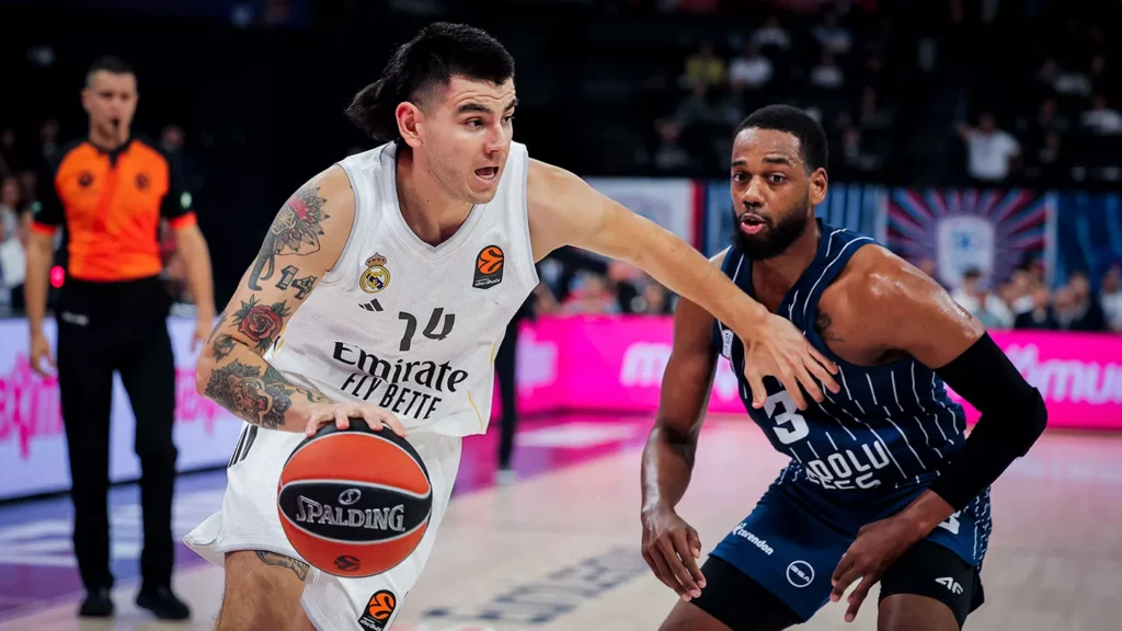 ND-EUROLIGA-J14-EFES-RM-DECK-01-GettyImages-2249290013