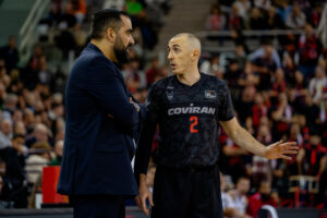 SRR02811-Mejorado-NR