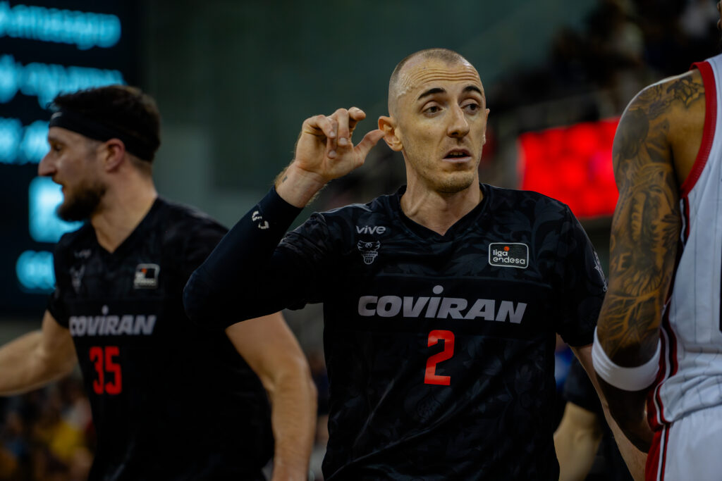 SRR02966-Mejorado-NR