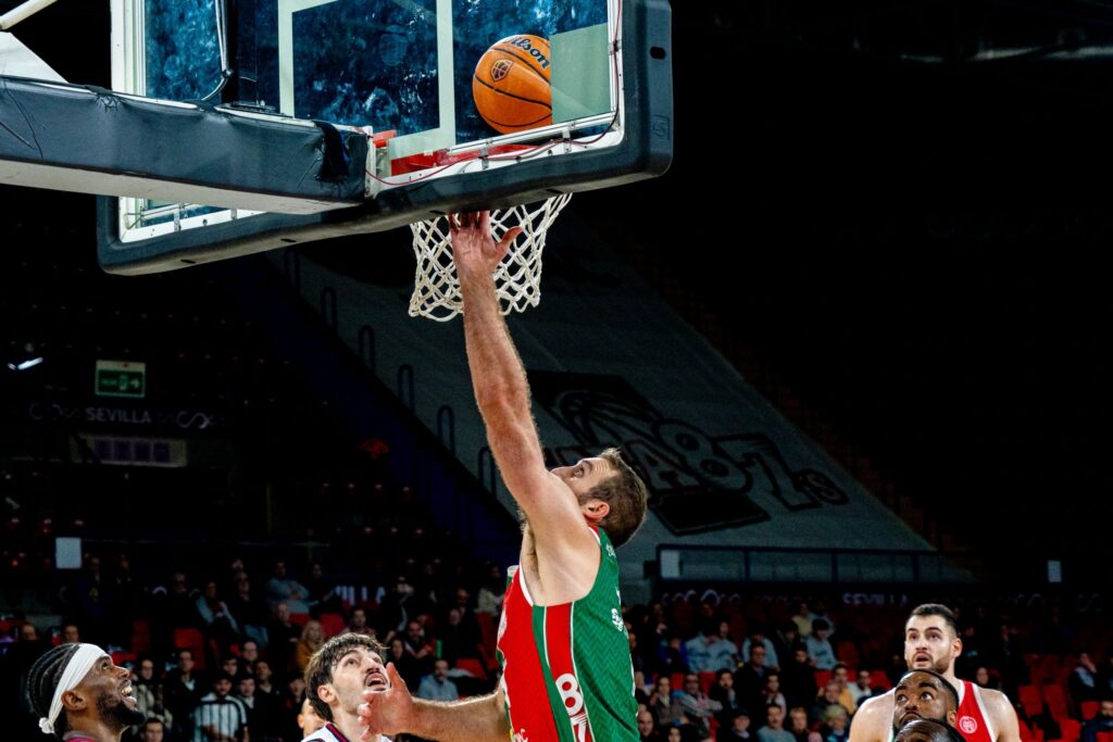 WhatsApp Image 2025-12-10 at 22.12.53 (1)