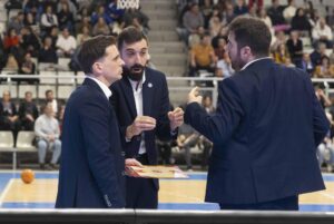 f63b5292-b518-4716-bd04-1667f4e30b40_source-aspect-ratio_default_0