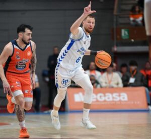 photo_5888498402062961480_y