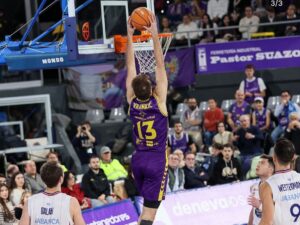 photo_5971796131672951868_y