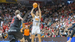 38206802-04f0-43ab-8b68-e7a1f57a8dfc_16-9-discover-aspect-ratio_default_0_x600y210