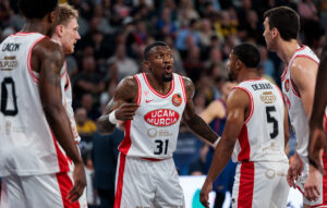 RS886027_0E2A5623 copia