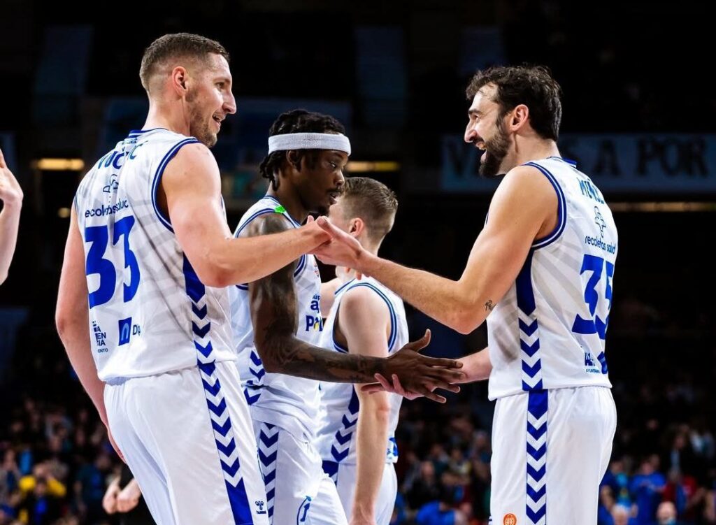 photo_5785175391730339353_y