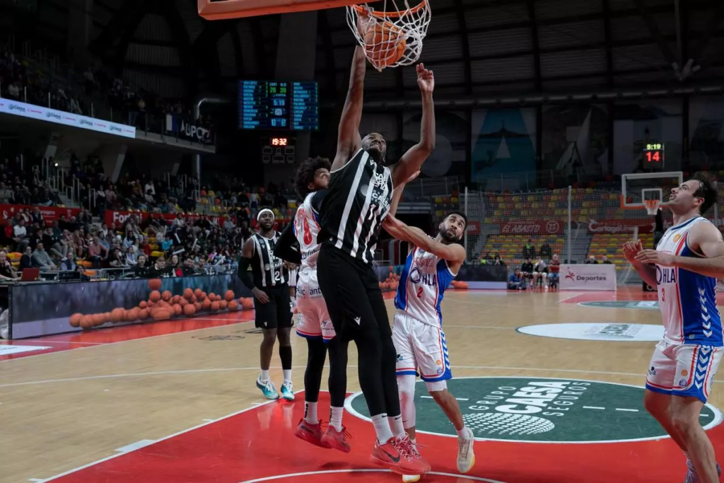 b174c114-2ddd-47c7-8f1b-1b1c49e9e6c0_alta-libre-aspect-ratio_default_0_x406y180