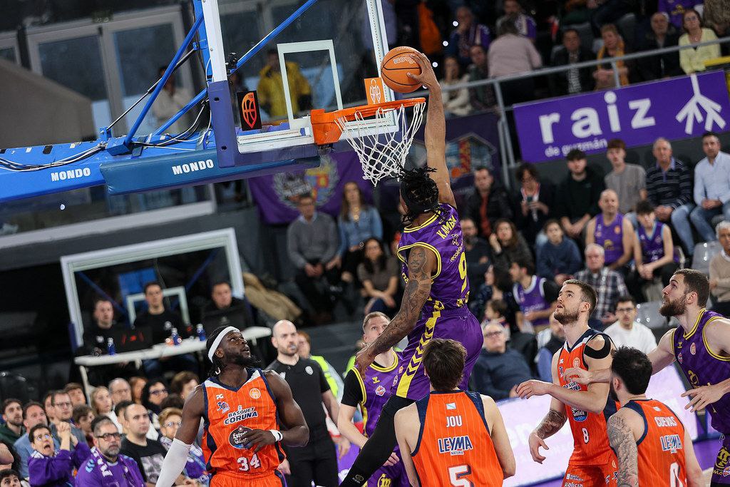 photo_5888732645284318573_y