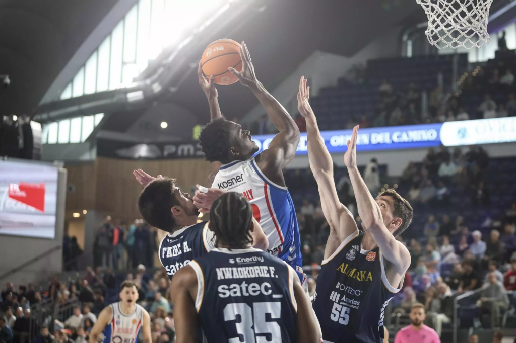 5cefbd95-45bb-4463-a04d-9e0c26d6e94c_source-aspect-ratio_default_0_x649y288